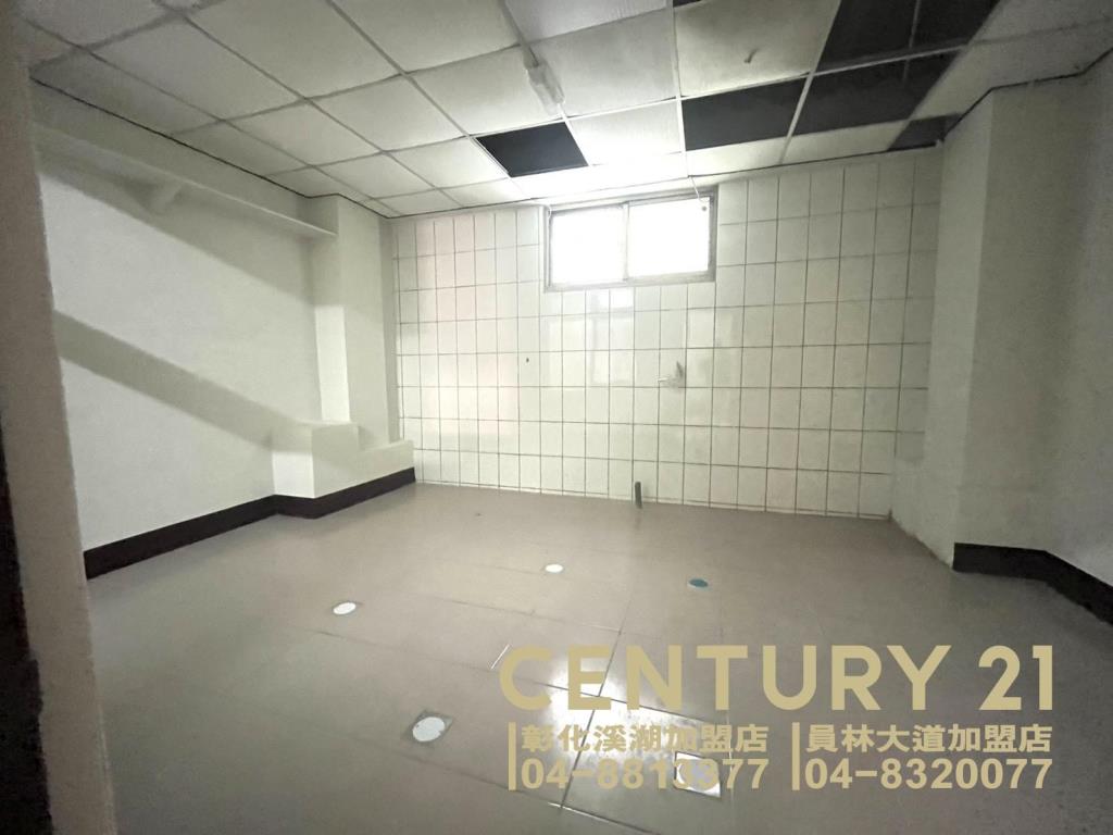 花壇文德宮旁車庫透天