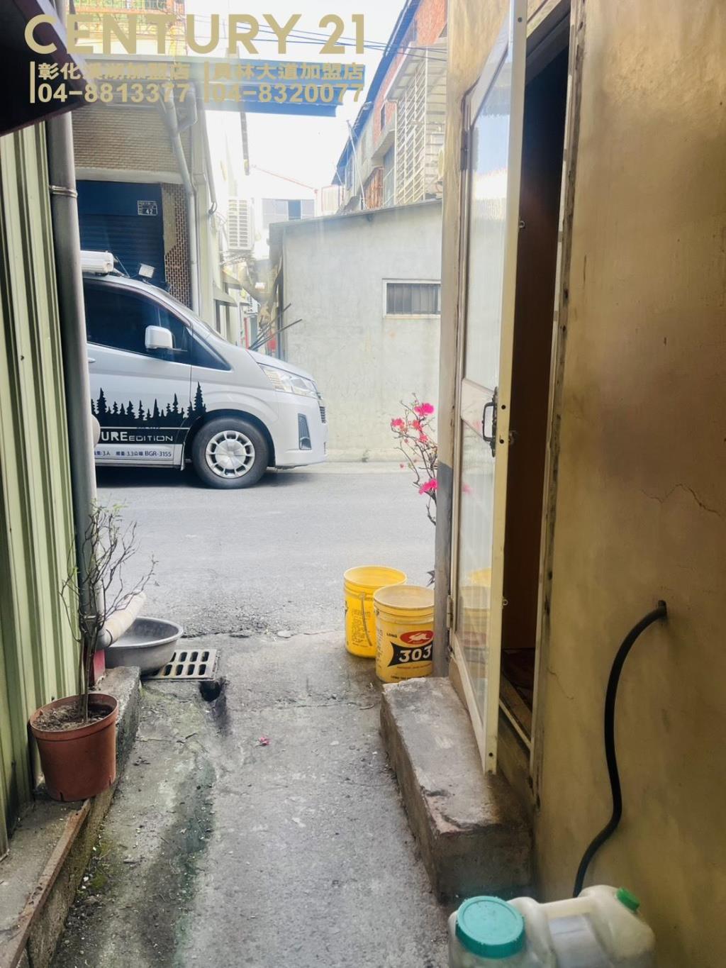 田尾中山路旁邊間透天