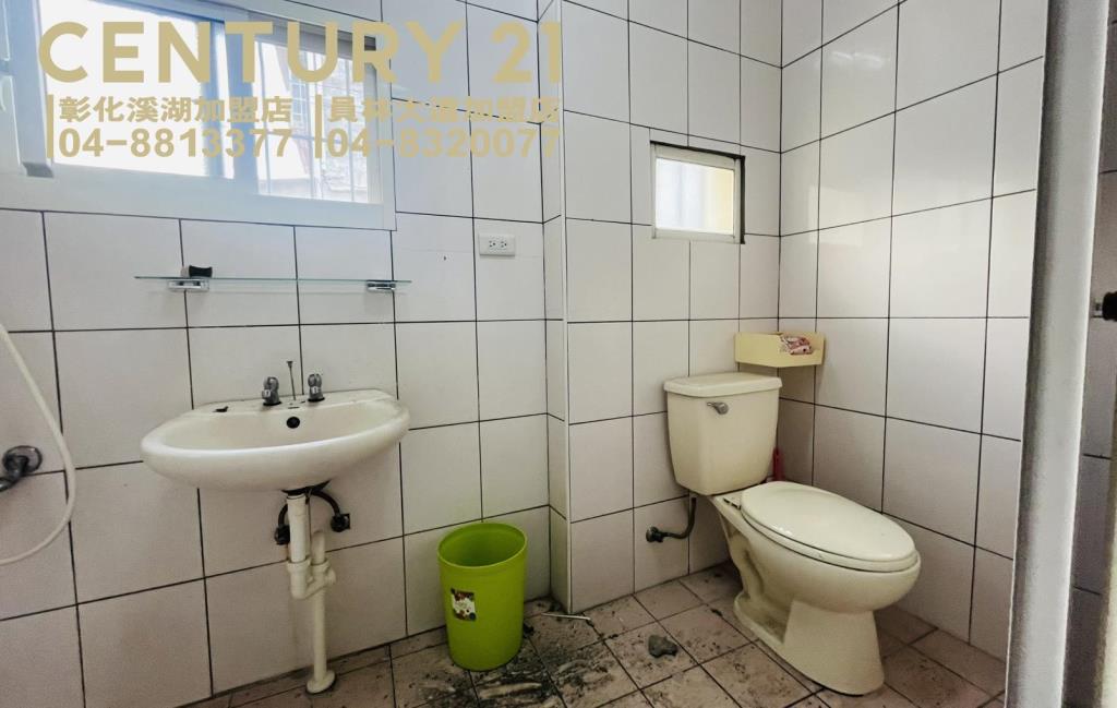 田尾中山路旁邊間透天