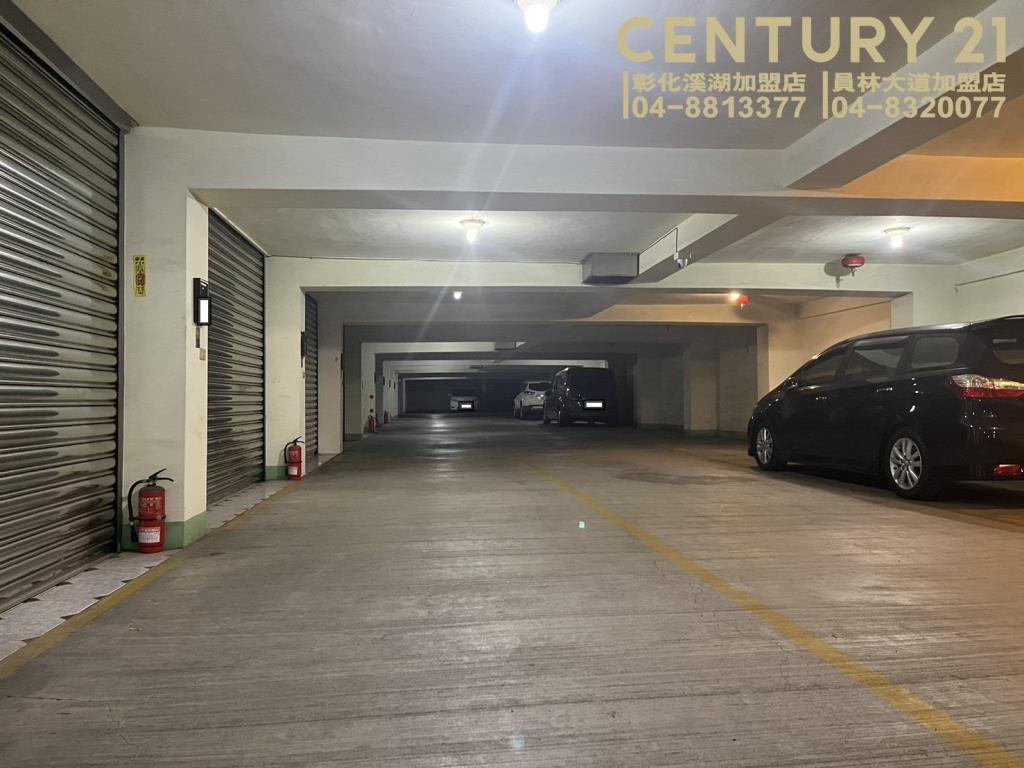 二林多車位四樓透天