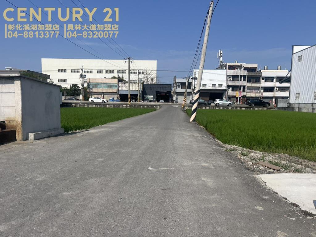 埔鹽彰水路旁美田