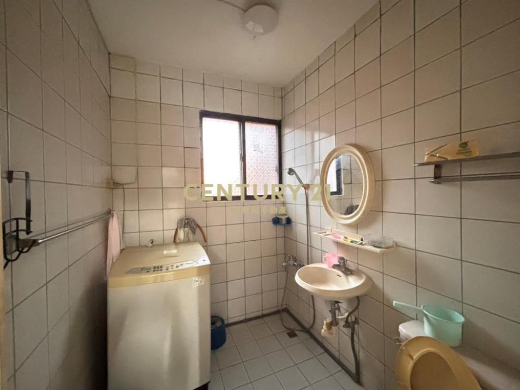 台中房屋-霧峰市區電梯三房美寓