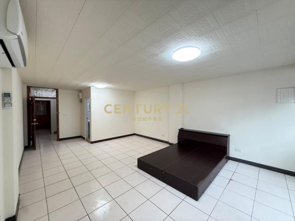 台中房屋-霧峰市中心套房301前(租)