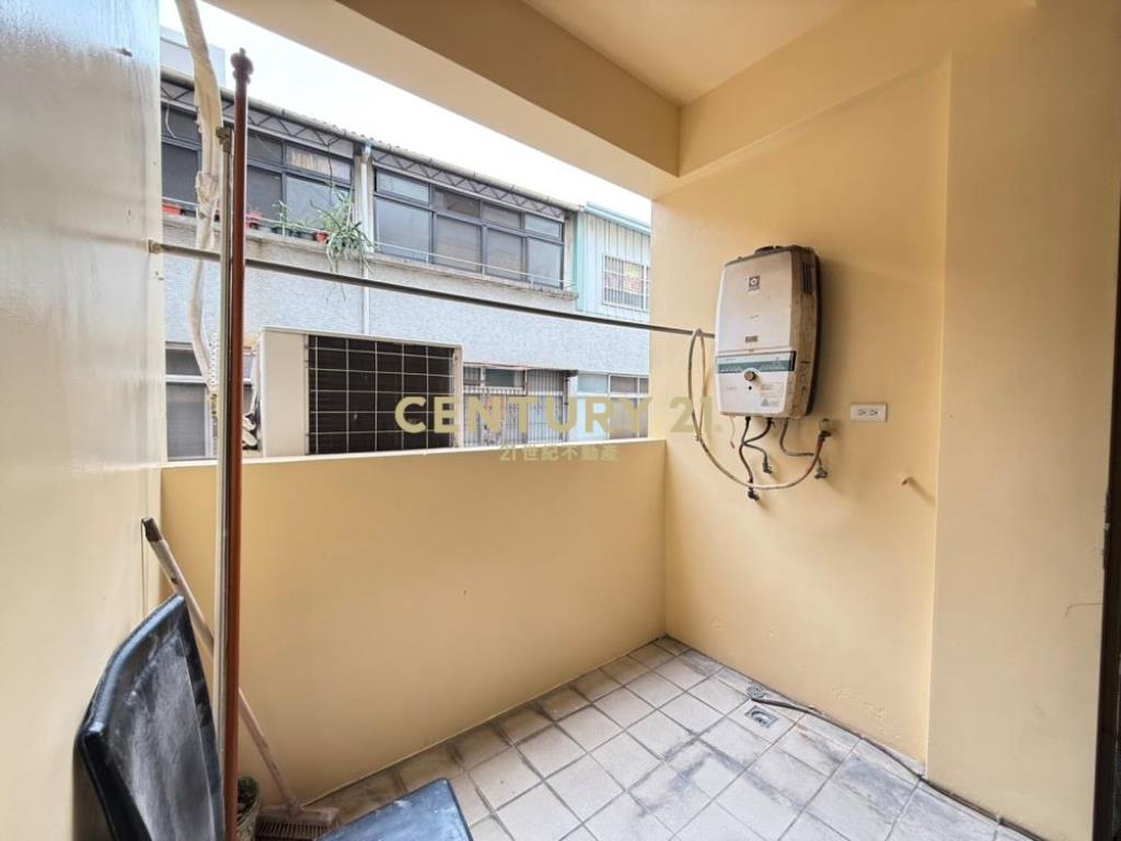 台中房屋-霧峰市中心套房302後(租)