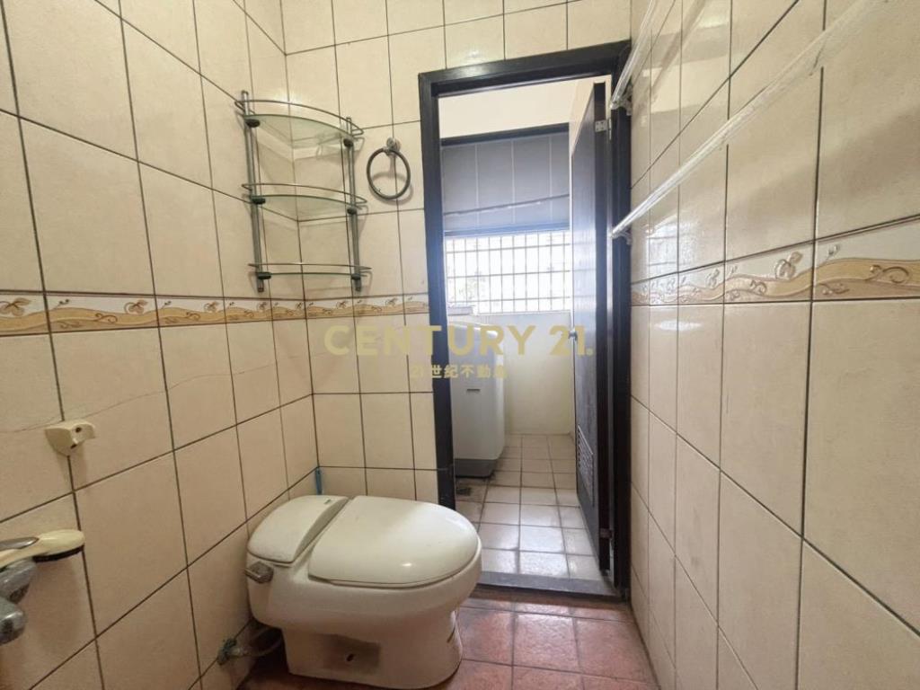 台中房屋-霧峰市中心套房5樓整層(租)