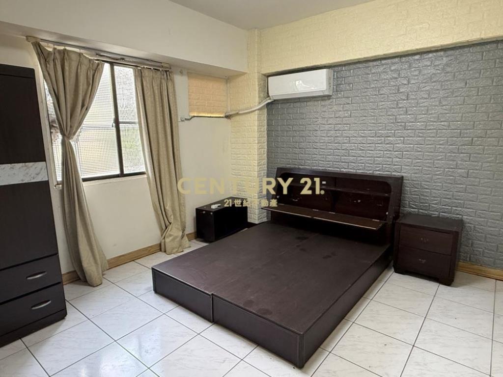 草屯房屋-草屯敦和國小旁樓店2.3樓(租