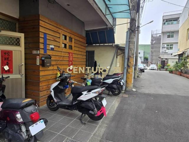 台中房屋-霧峰自強路12間套房美透天