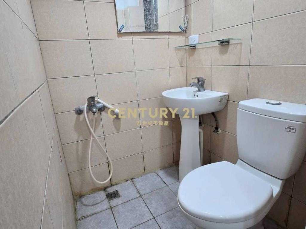 台中房屋-霧峰自強路12間套房美透天