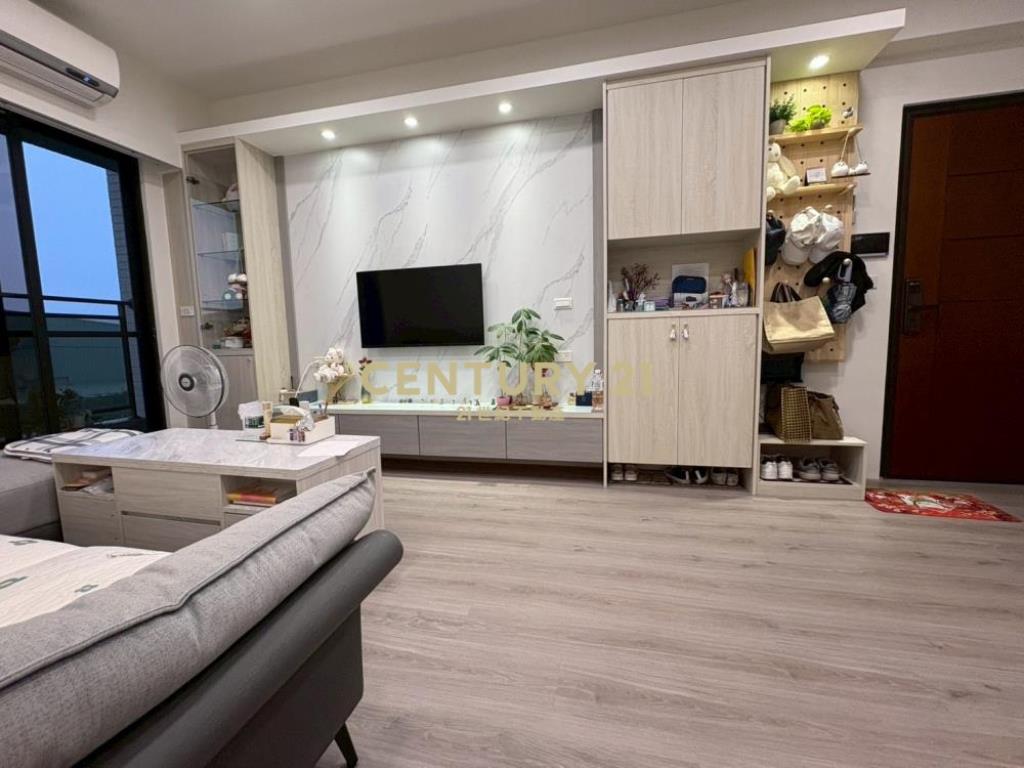 彰化房屋-薪世代三房平車華廈