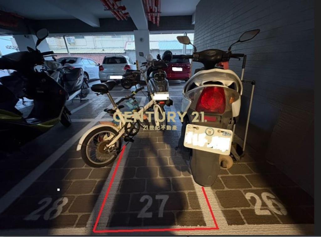 彰化房屋-薪世代三房平車華廈