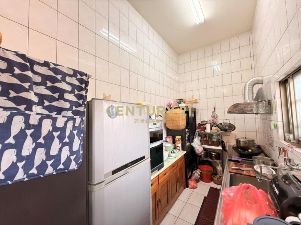 南投房屋-23年中興新村103坪別墅