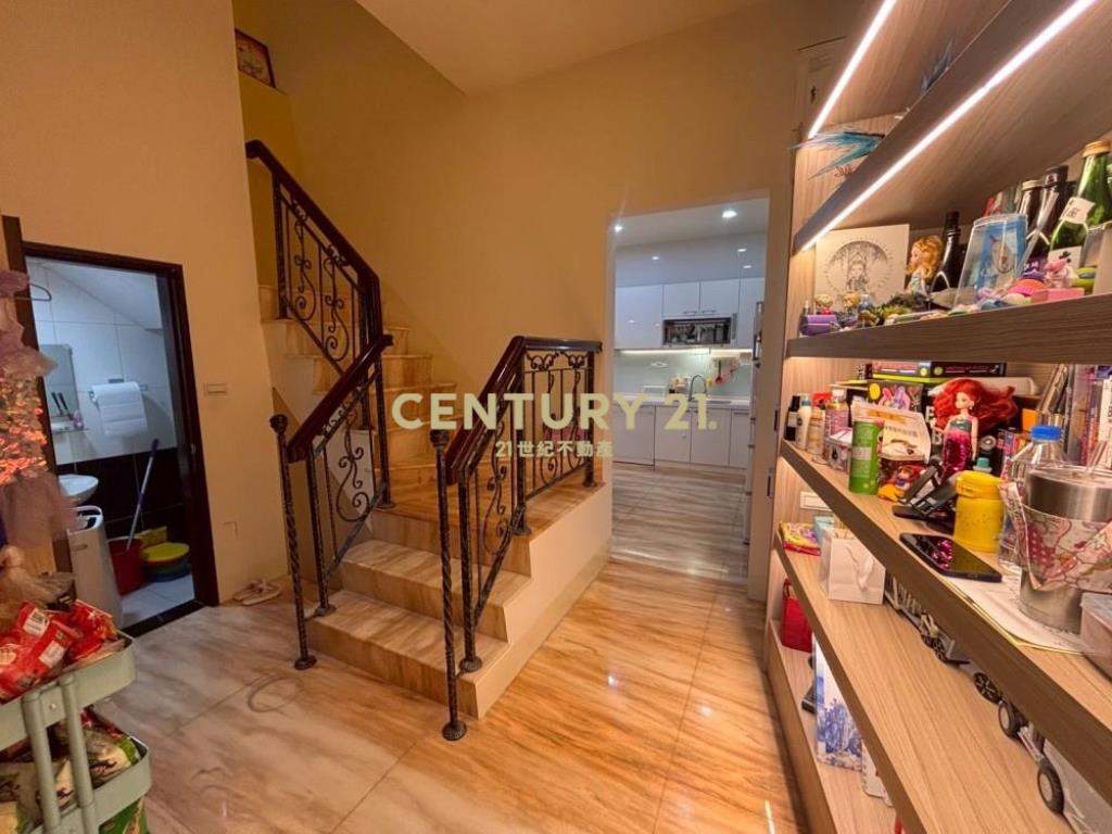 台中房屋-霧峰亞大14年精裝別墅