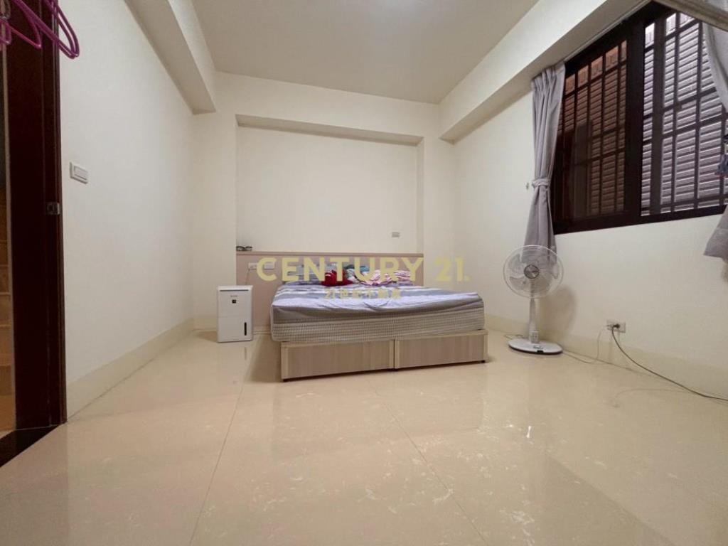 台中房屋-霧峰亞大14年精裝別墅