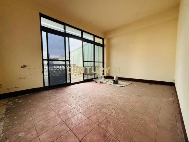 台中房屋-烏日溪南大地坪角店住