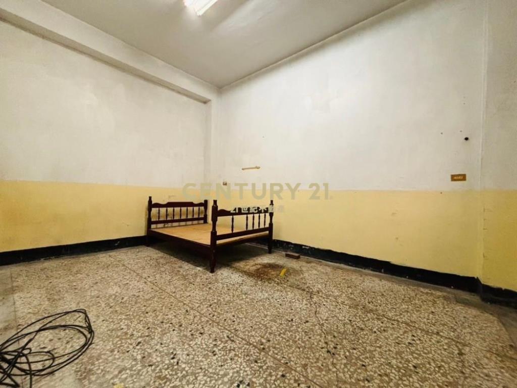 台中房屋-烏日溪南大地坪角店住