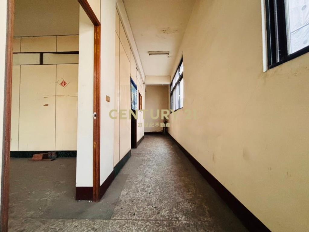 台中房屋-烏日溪南大地坪角店住