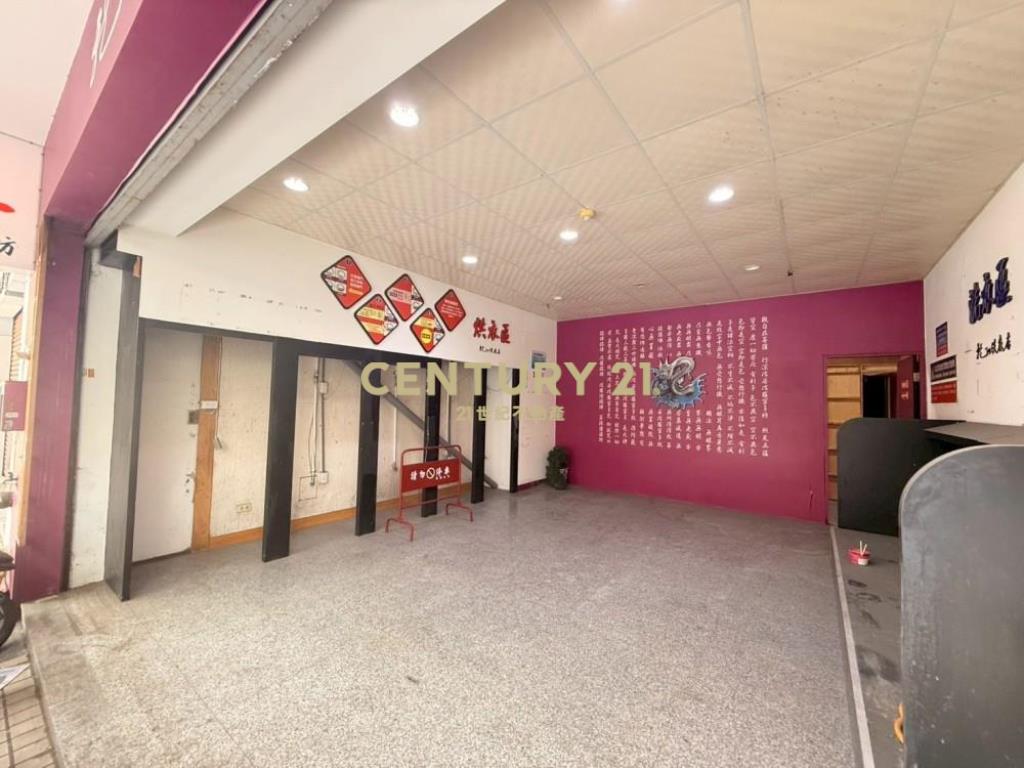 台中房屋-太子世界1-3樓大面寬樓店