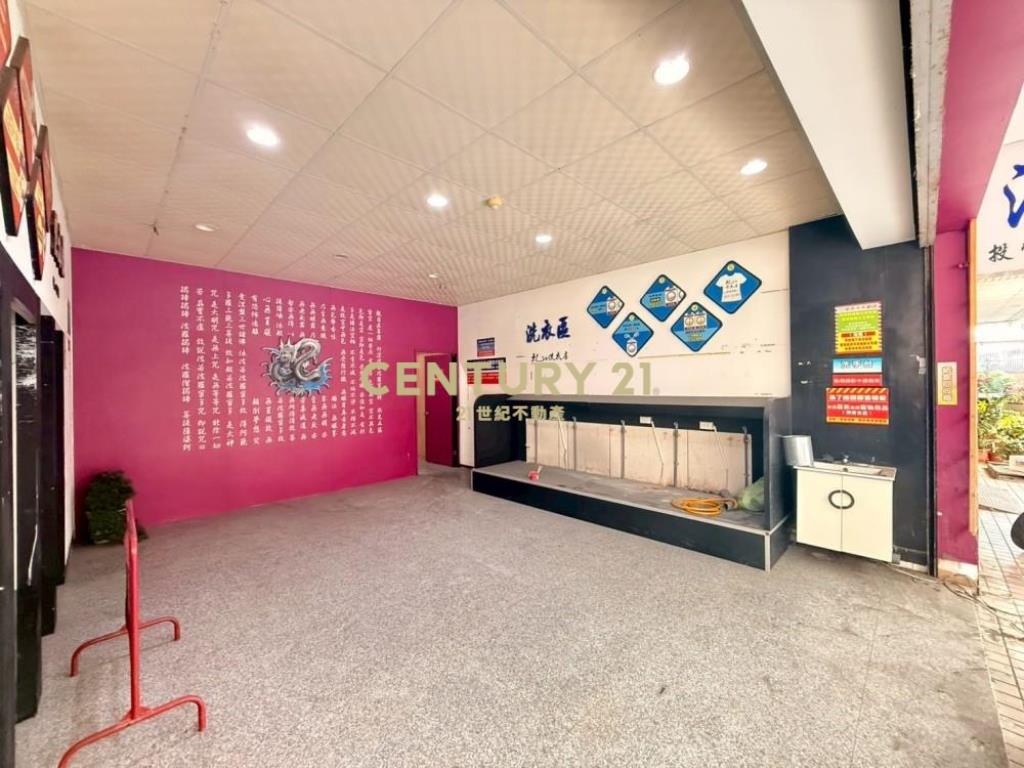 台中房屋-太子世界1-3樓大面寬樓店