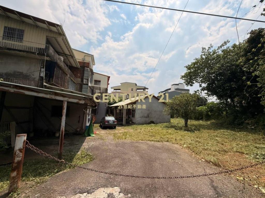 南投房屋-南投新街國小297坪建地+平房