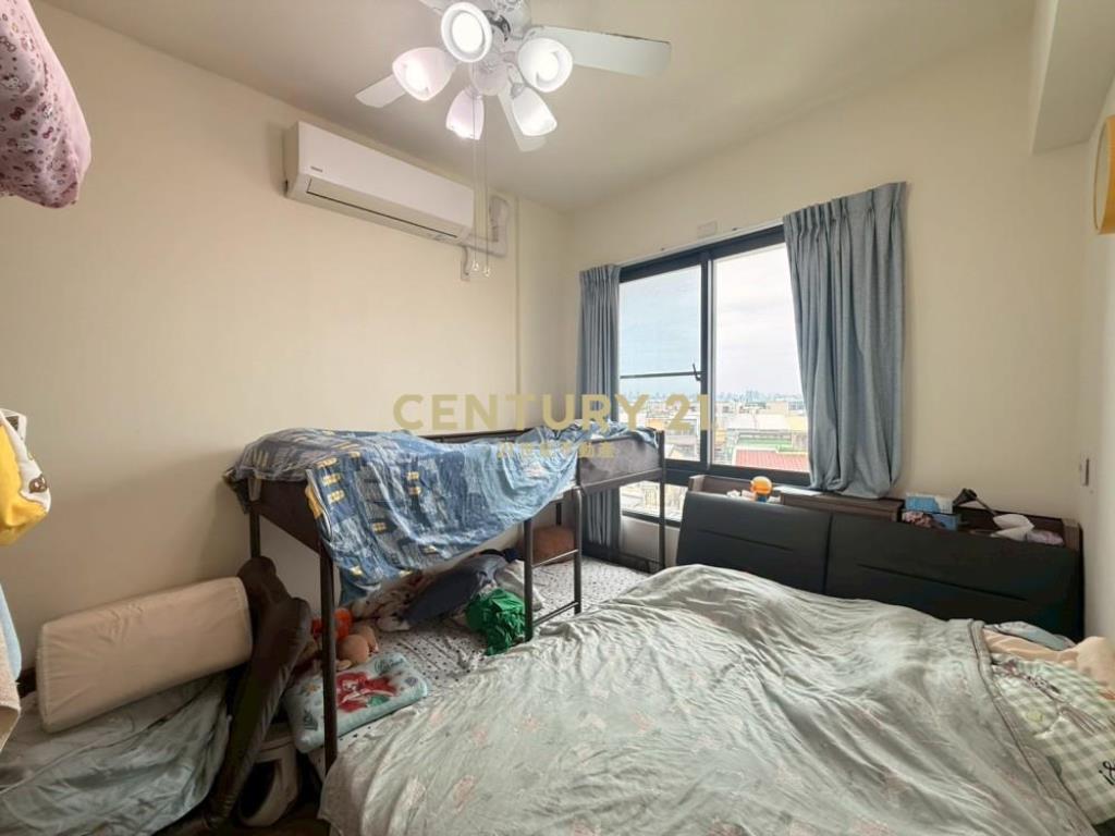 台中房屋-山水晨光輕屋齡三房車位華廈