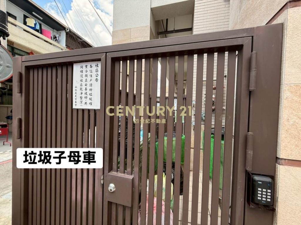 台中房屋-山水晨光輕屋齡三房車位華廈
