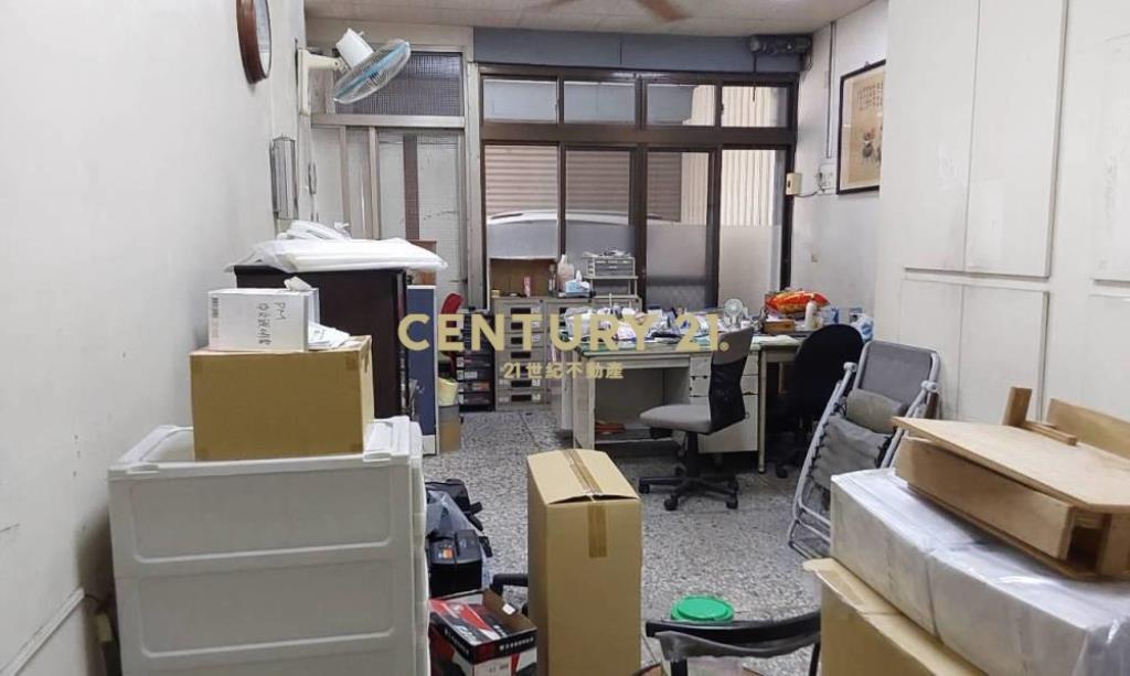 台中房屋-草湖國小角間企業大面寬店住