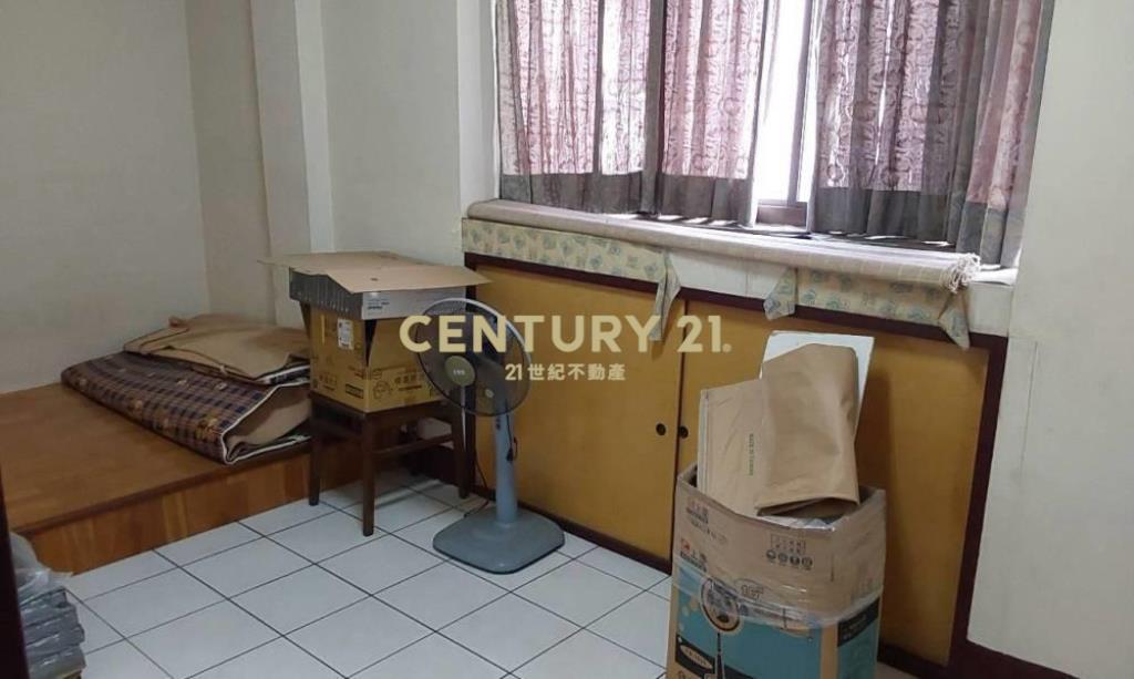 台中房屋-草湖國小角間企業大面寬店住