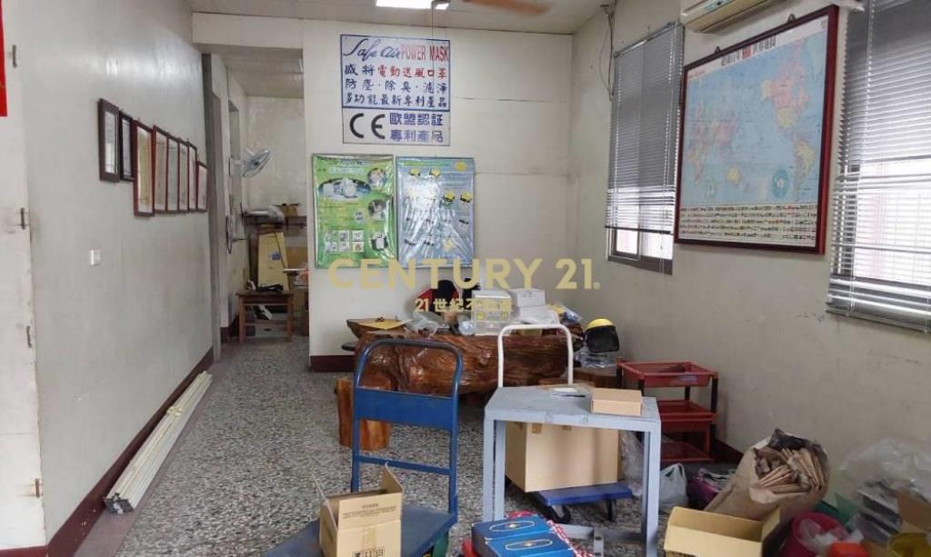 台中房屋-草湖國小角間企業大面寬店住