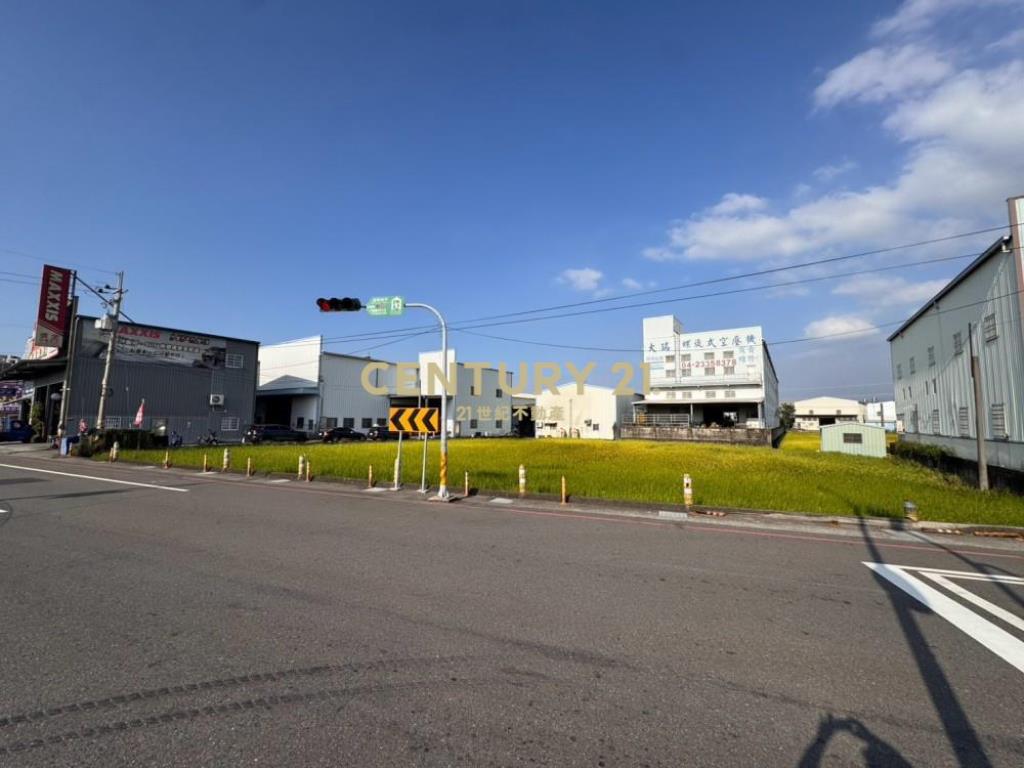 烏日正溪南路大面寬40米美農地