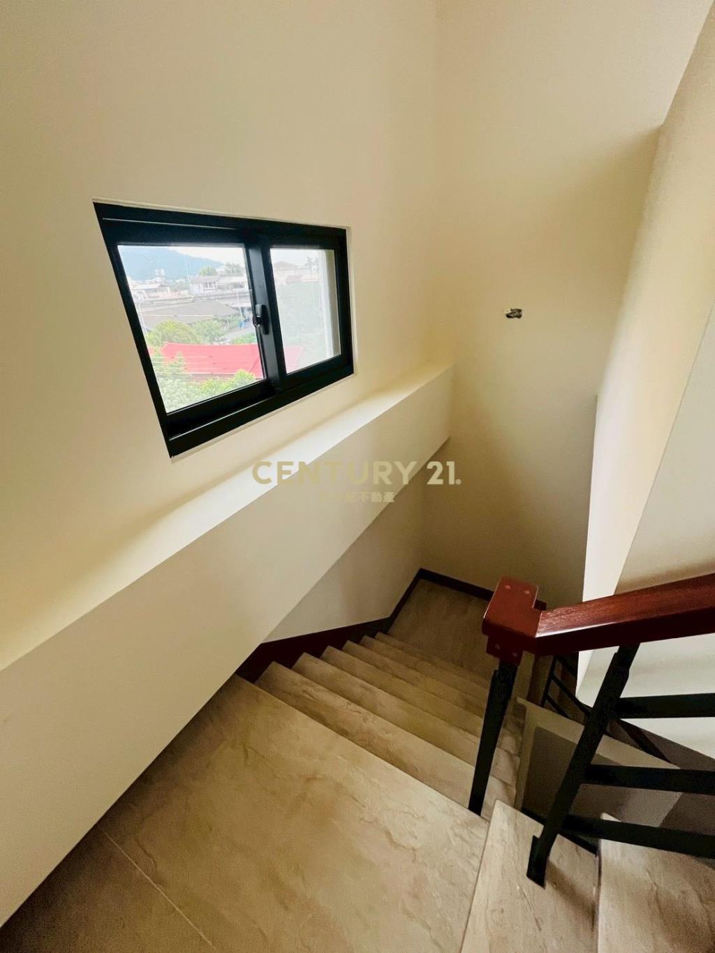 田中近火車站全新別墅（二）