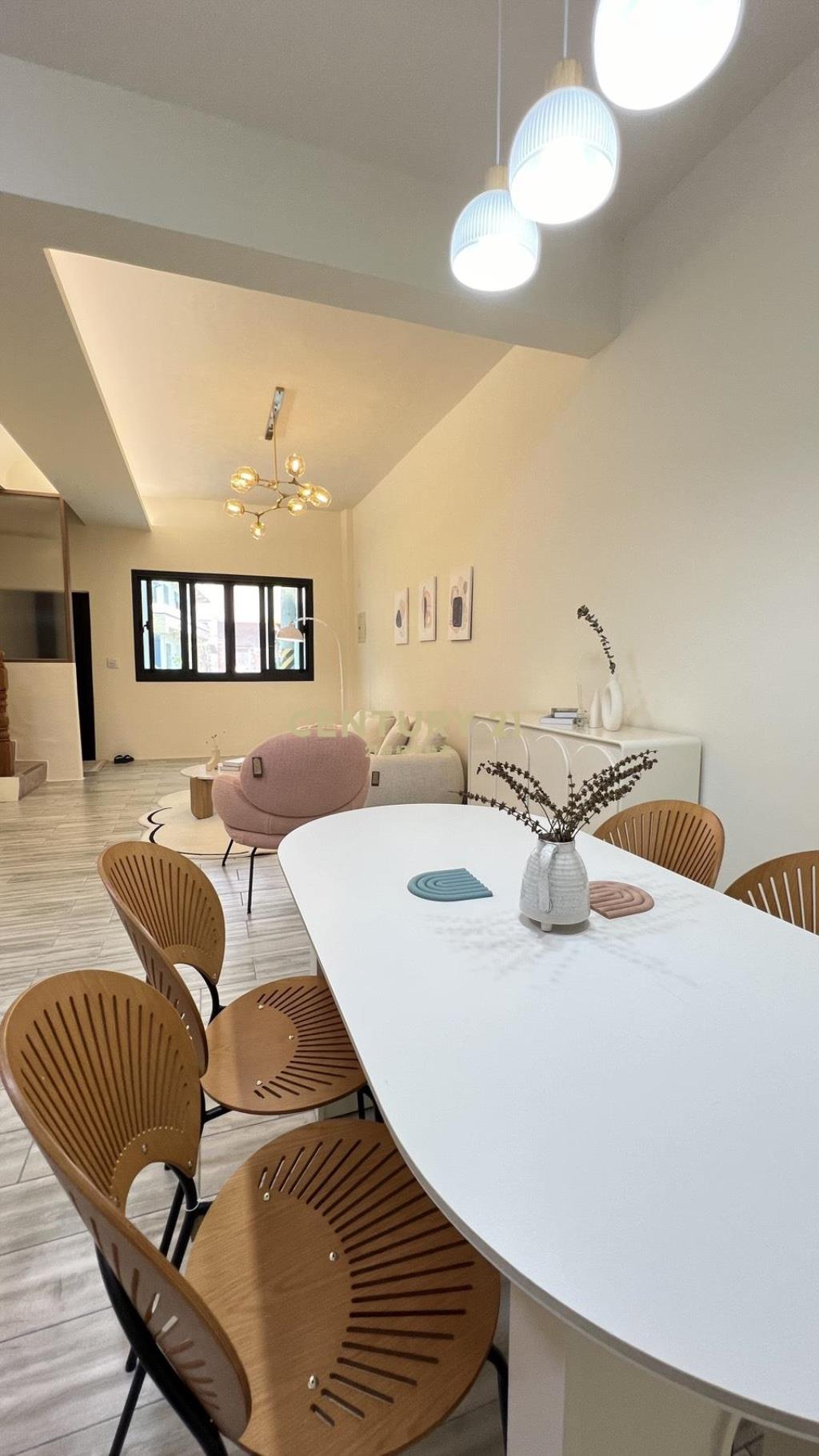 員林國小旁新整理透天