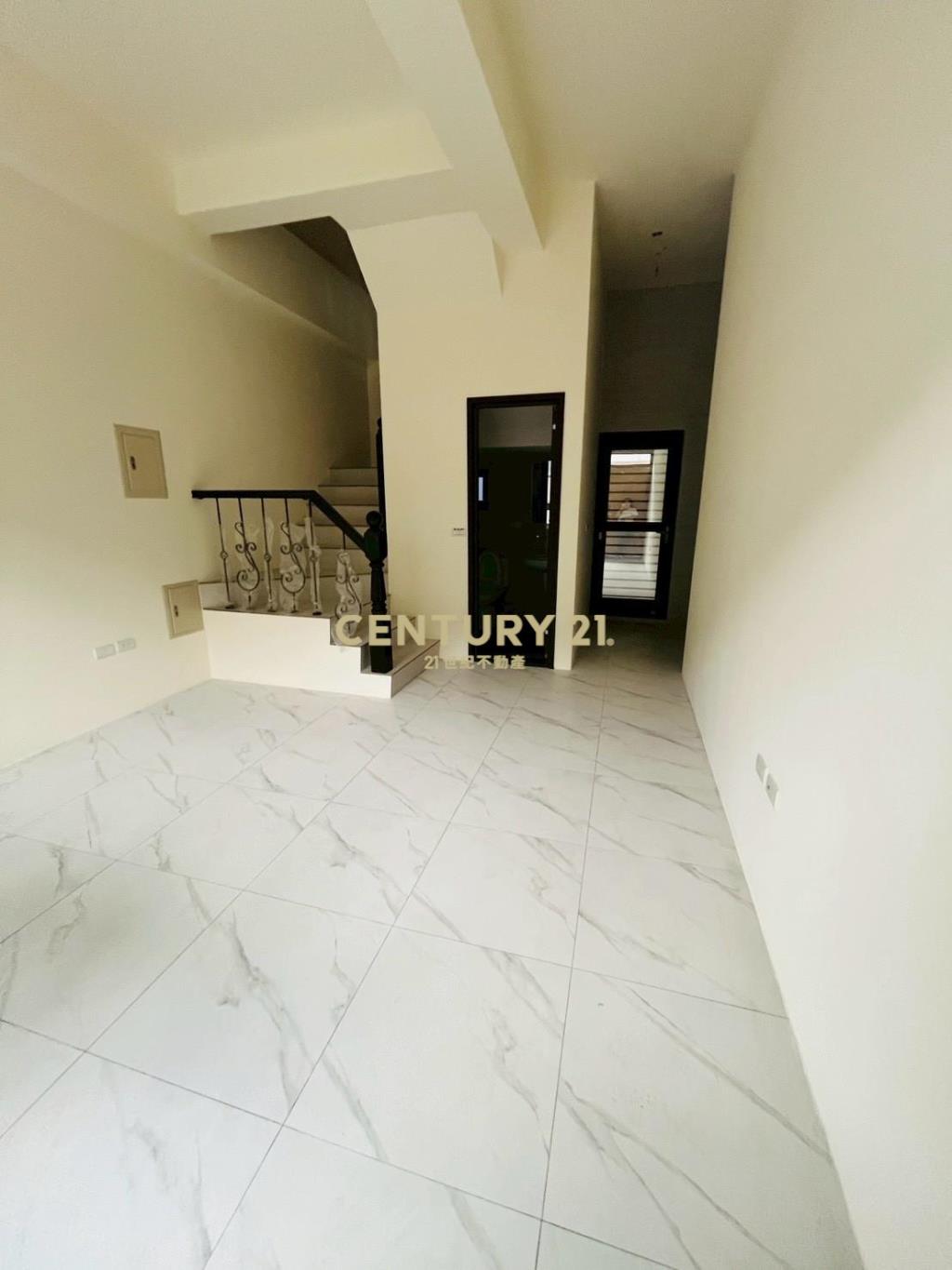 員林國中旁全新別墅