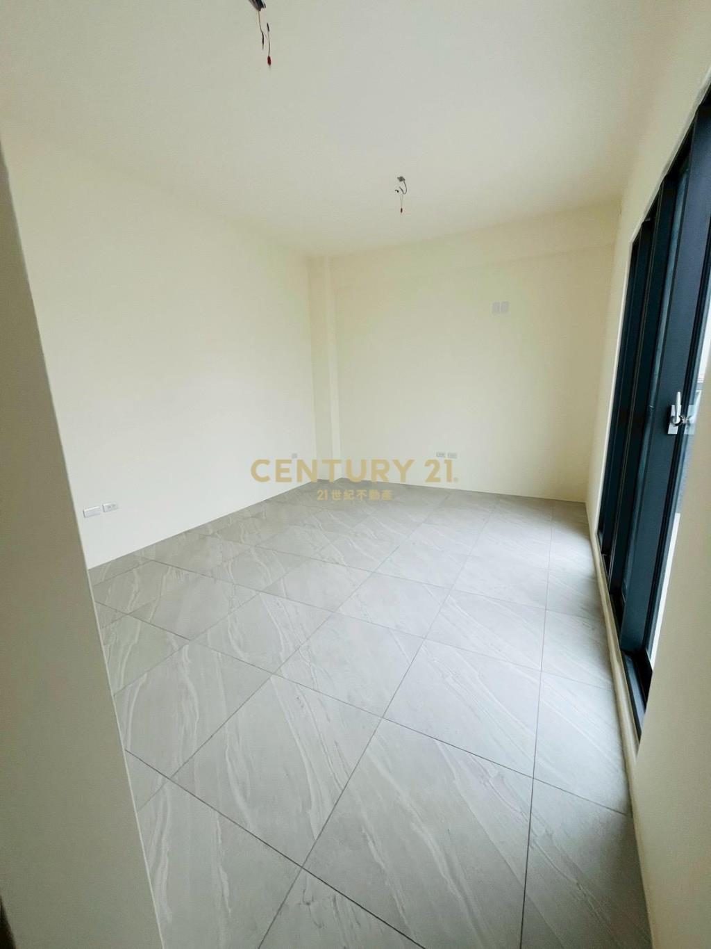 員林國中旁全新別墅