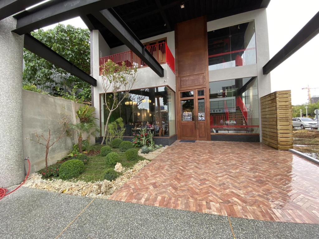 台中西屯甘肅店面