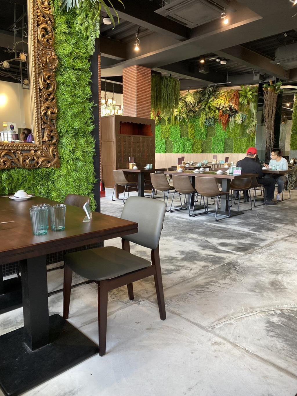 台中西屯甘肅店面