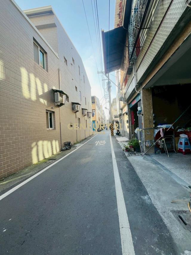 溪湖國中旁透天