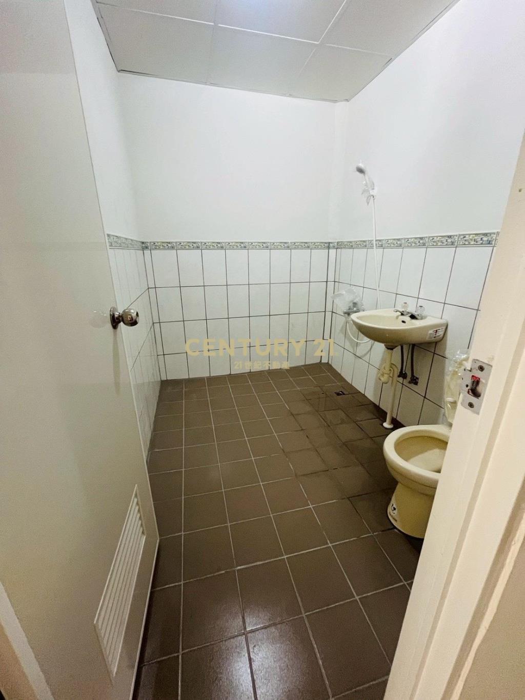 溪湖國中旁透天