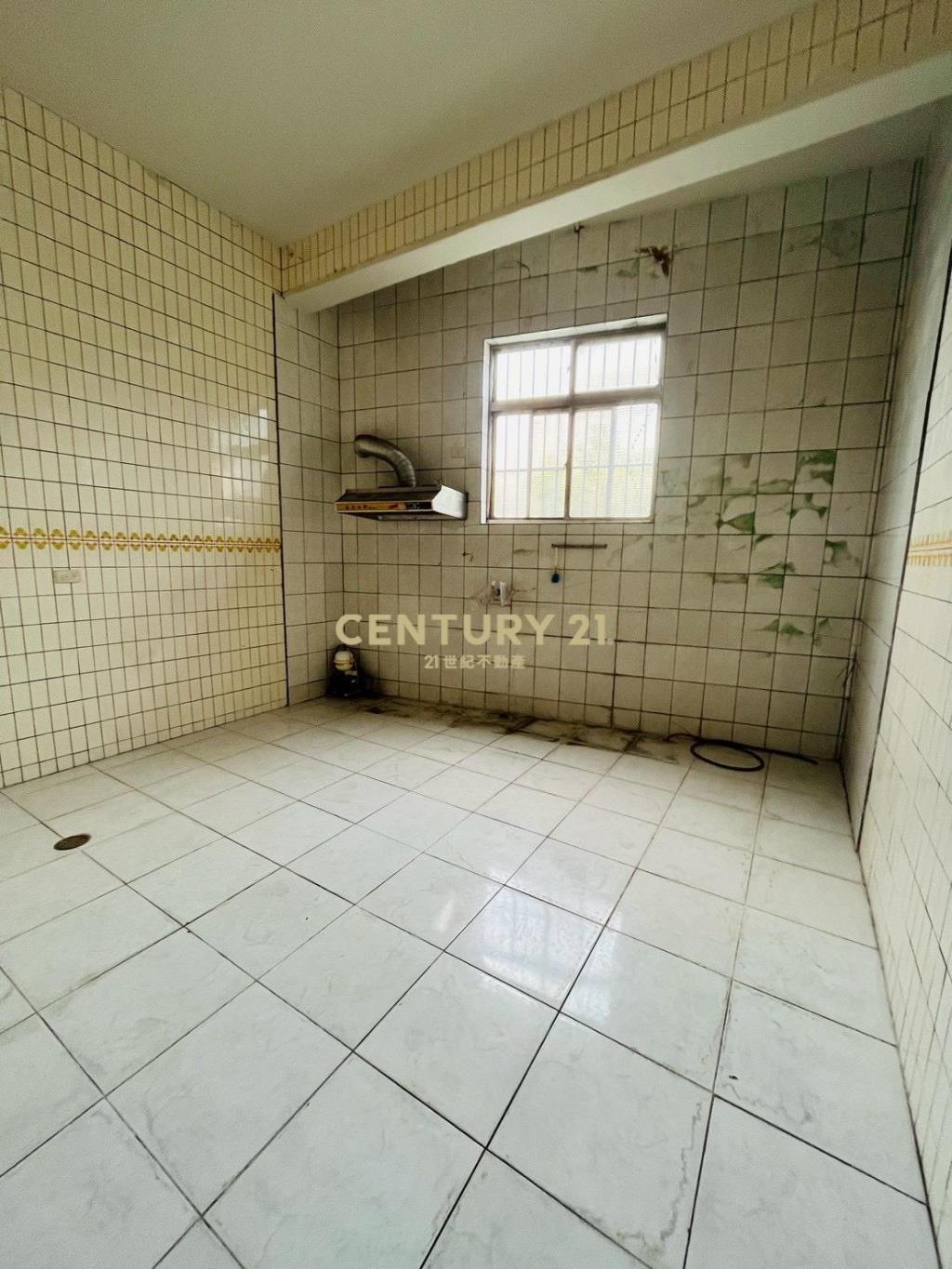 員東國小旁美透天