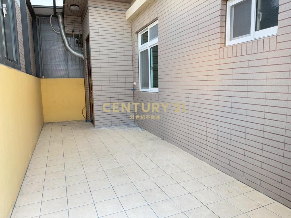 西螺全聯旁邊間美透天