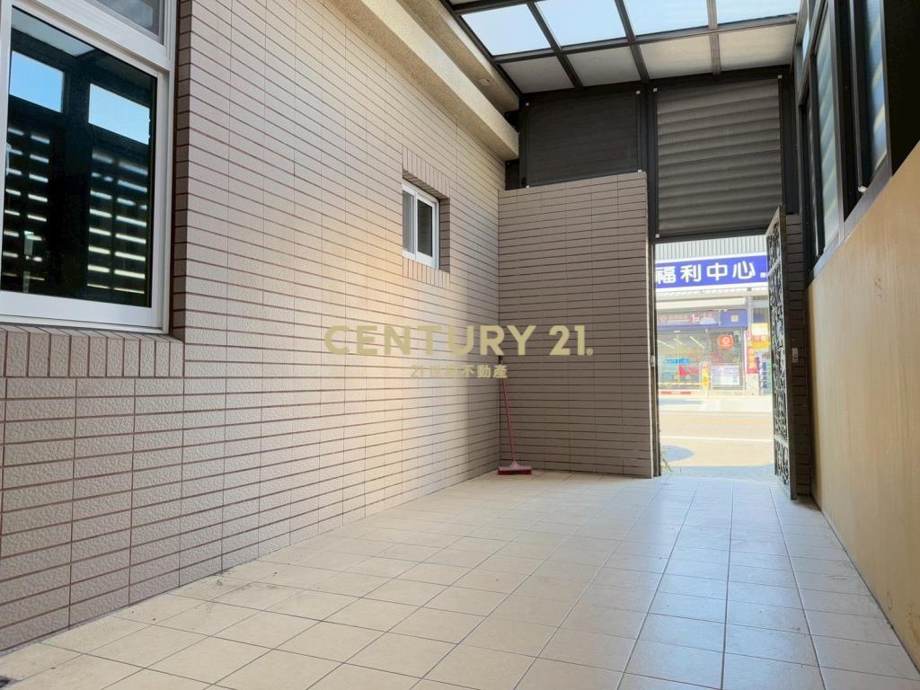 西螺全聯旁邊間美透天