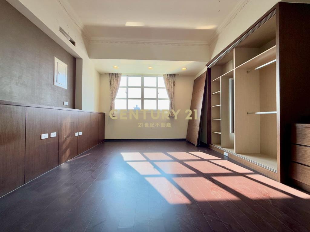 西螺全聯旁邊間美透天