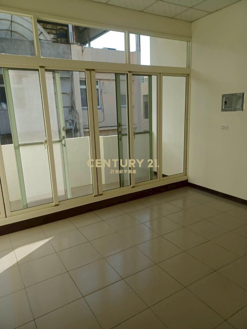 黃昏市場旁透天