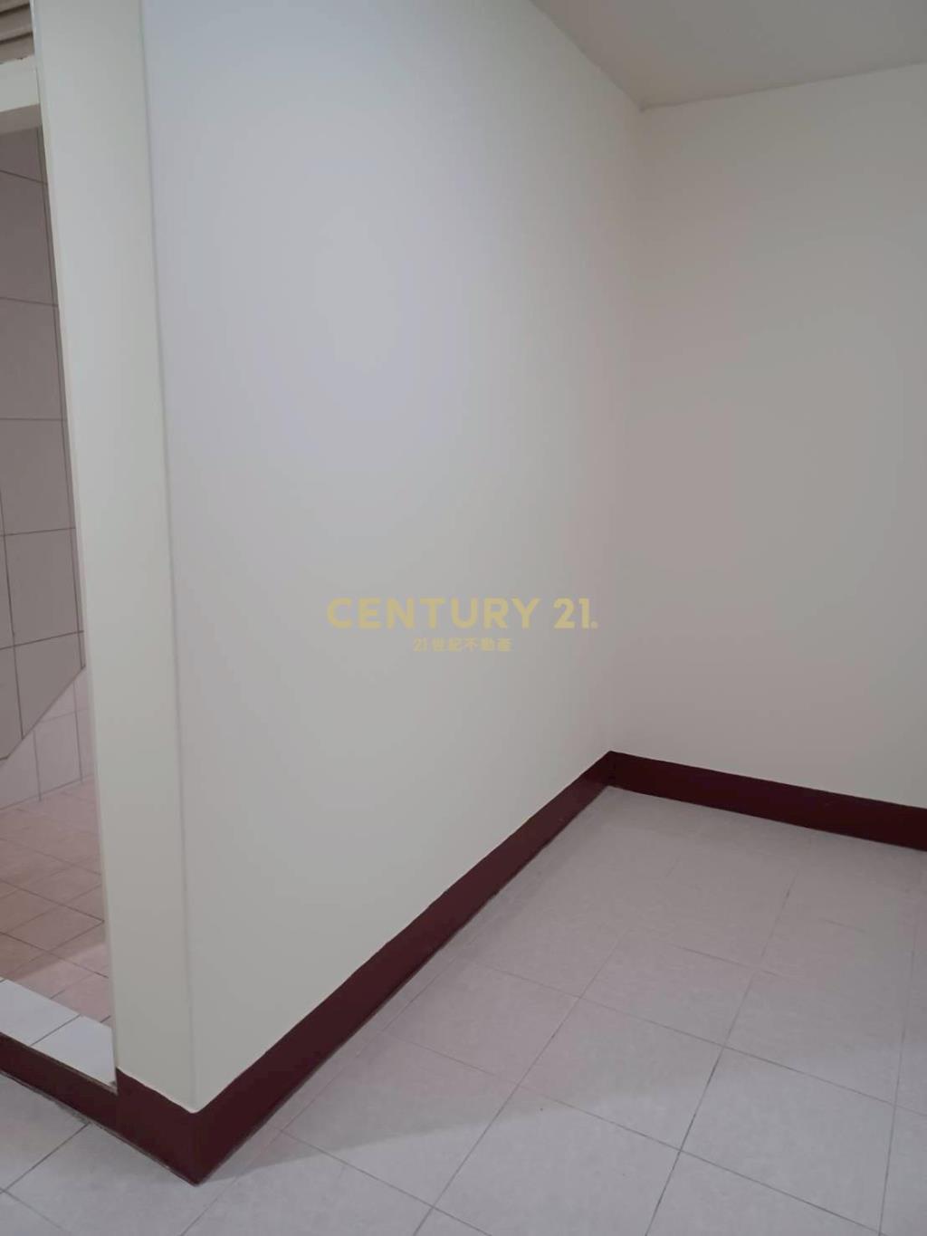 黃昏市場旁透天