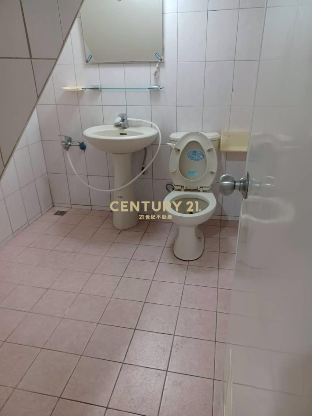 黃昏市場旁透天