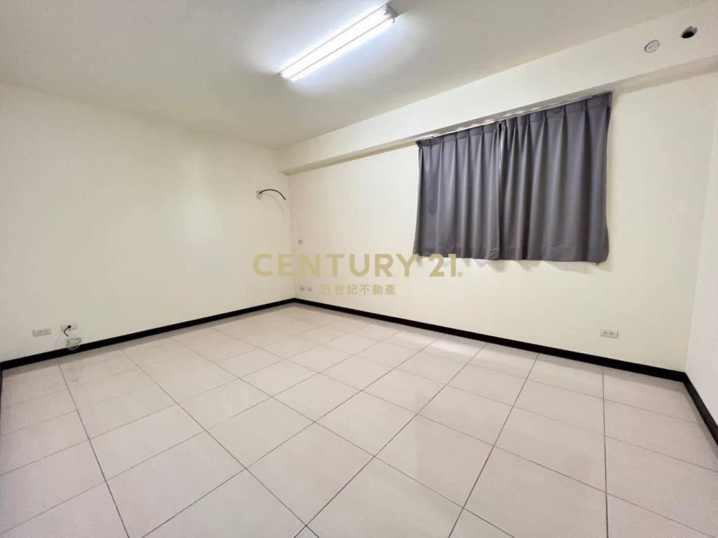 員林員基旁黃金角店