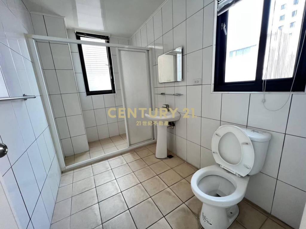 員林員基旁黃金角店