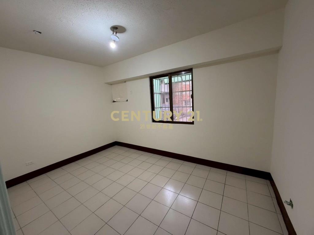 員林惠安街美華廈