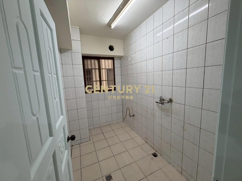 員林惠安街美華廈