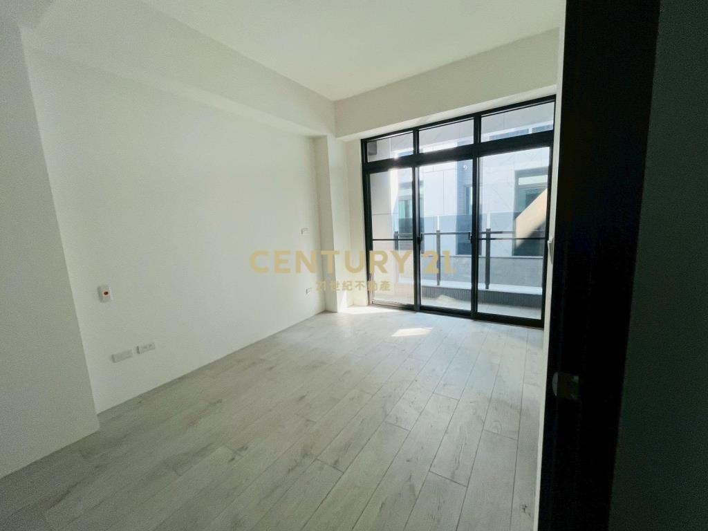 員林寶爵全新雙車別墅A