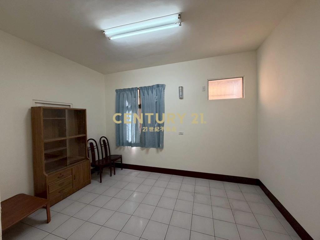 員林惠明街旁車庫別墅(專任委託)